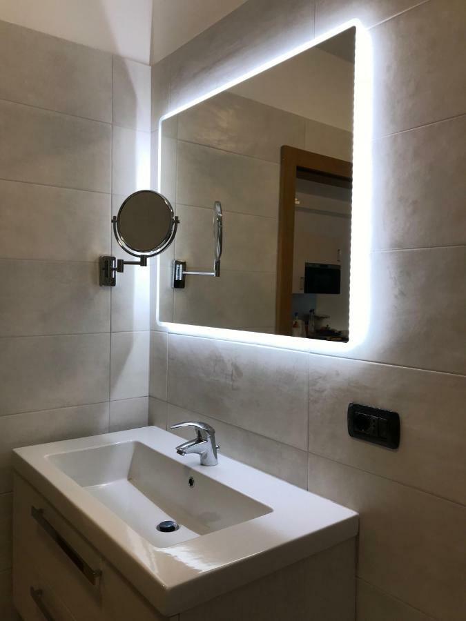 Apartamento Casa Chiara Riva del Garda Exterior foto